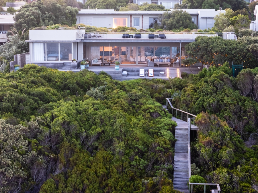 9 Bedroom Property for Sale in Beachy Head Western Cape